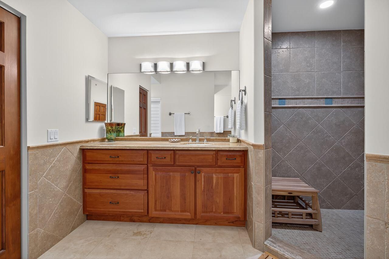 1160 SW Chapman Way, Unit 204, Palm City, FL 34990 Photo