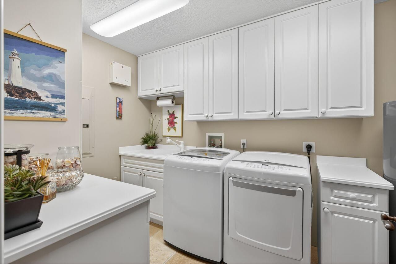 1160 SW Chapman Way, Unit 204, Palm City, FL 34990 Photo