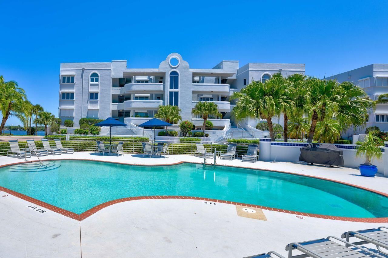 1160 SW Chapman Way, Unit 204, Palm City, FL 34990 Photo