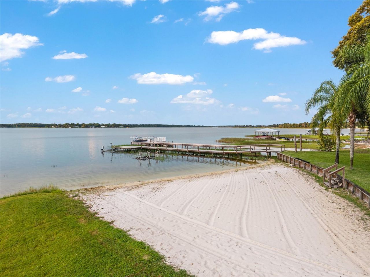 10745 SE Sunset Harbor Road, Summerfield, FL 34491 Photo