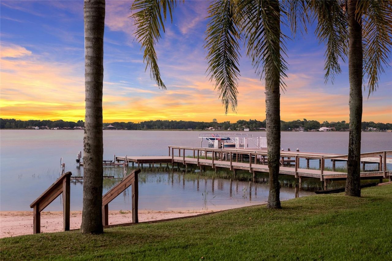 10745 SE Sunset Harbor Road, Summerfield, FL 34491 Photo