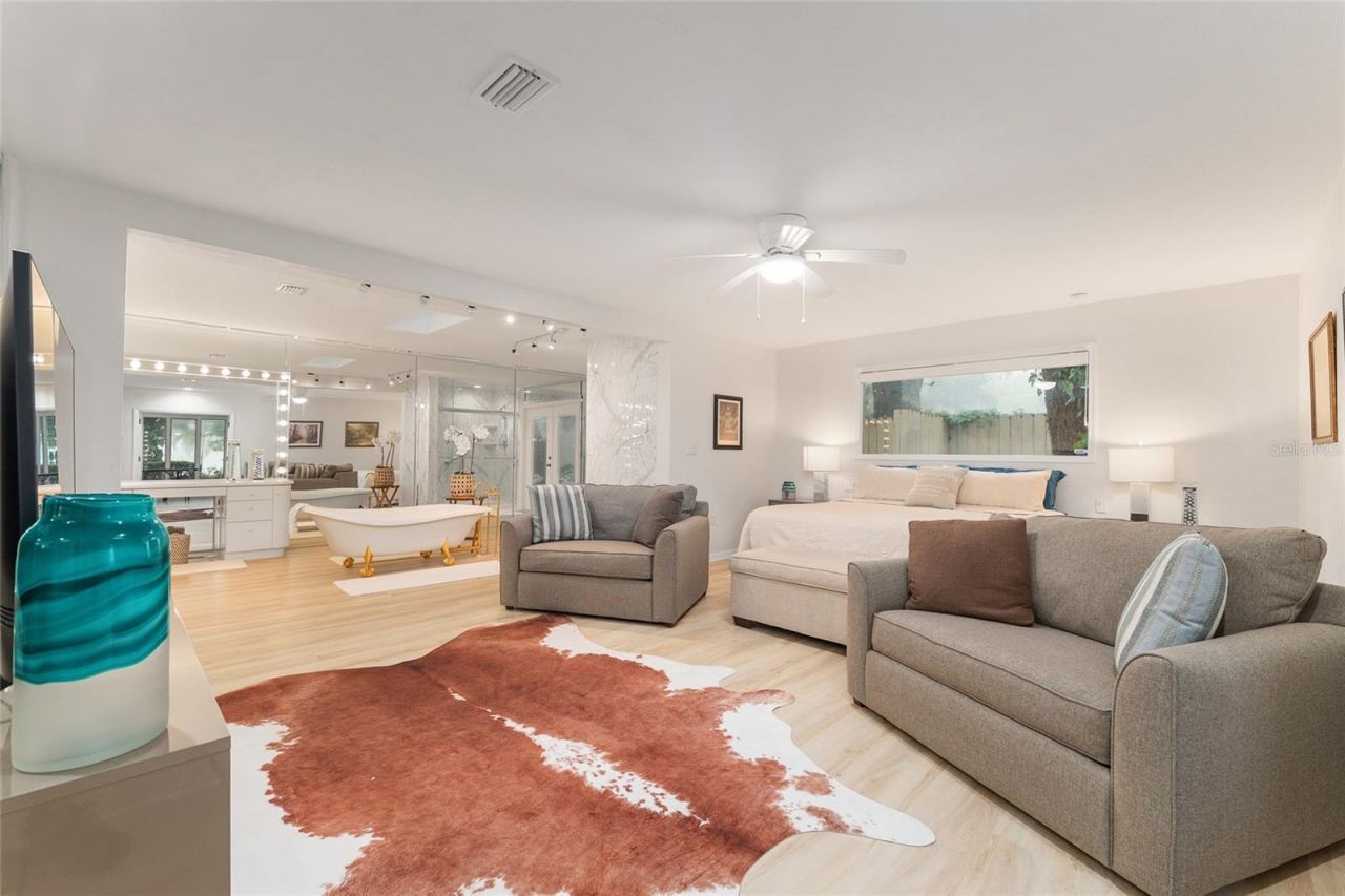 10745 SE Sunset Harbor Road, Summerfield, FL 34491 Photo