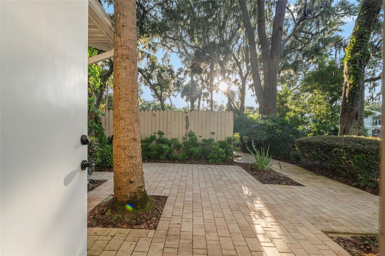 10745 SE Sunset Harbor Road, Summerfield, FL 34491 Photo