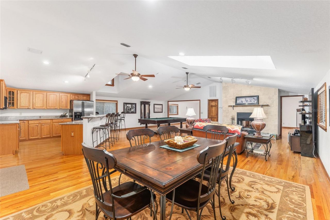 10745 SE Sunset Harbor Road, Summerfield, FL 34491 Photo