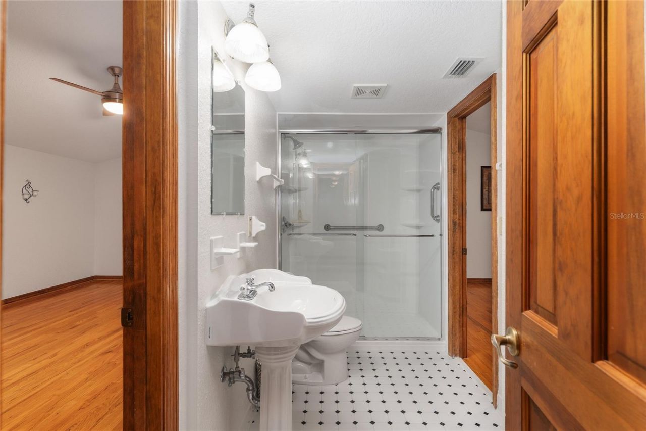 10745 SE Sunset Harbor Road, Summerfield, FL 34491 Photo