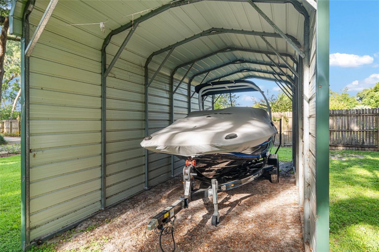 10745 SE Sunset Harbor Road, Summerfield, FL 34491 Photo