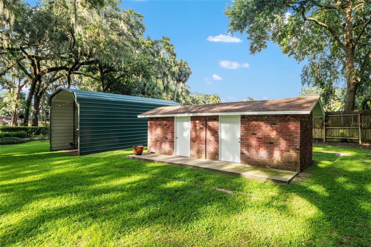 10745 SE Sunset Harbor Road, Summerfield, FL 34491 Photo