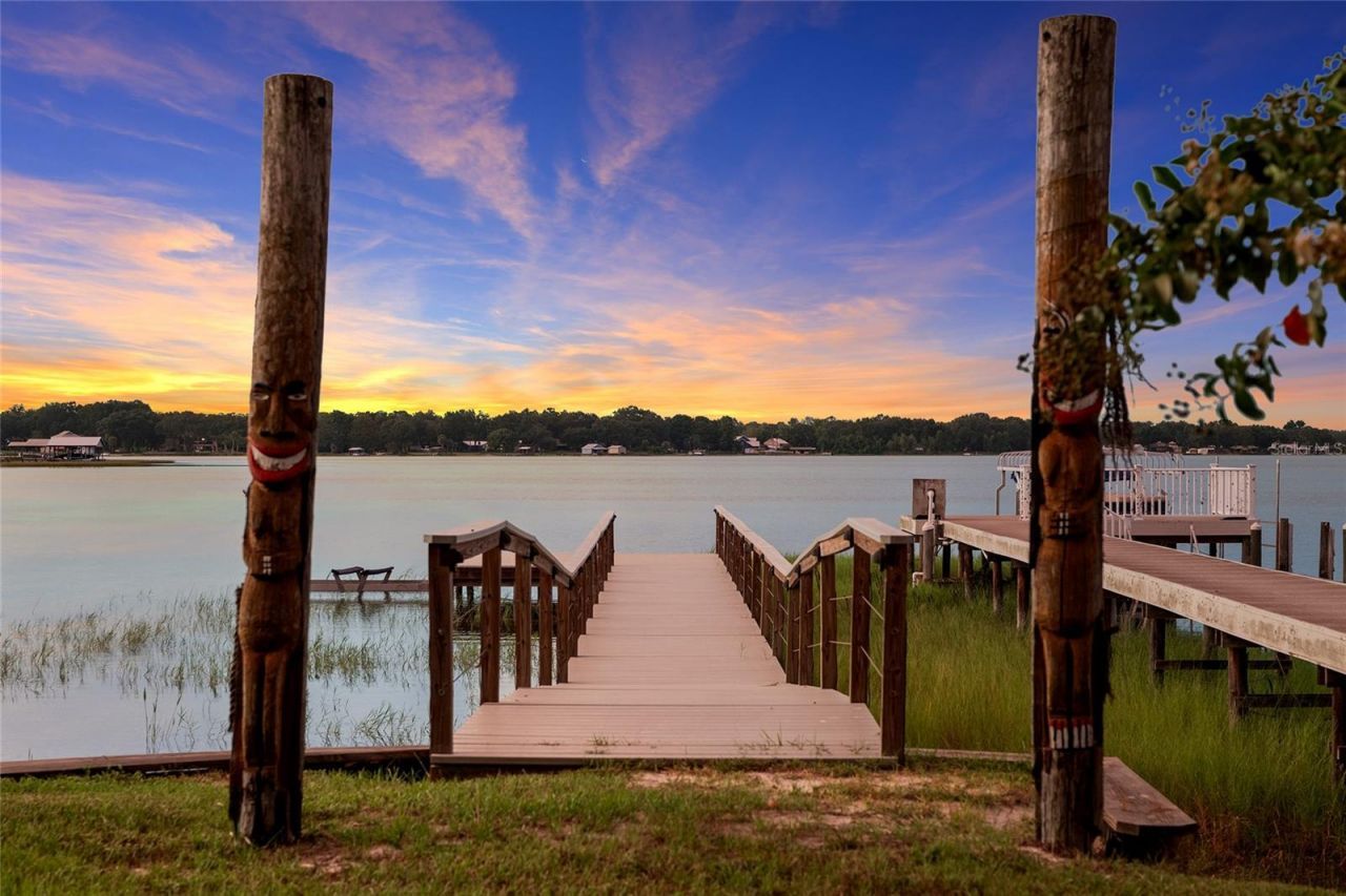 10745 SE Sunset Harbor Road, Summerfield, FL 34491 Photo