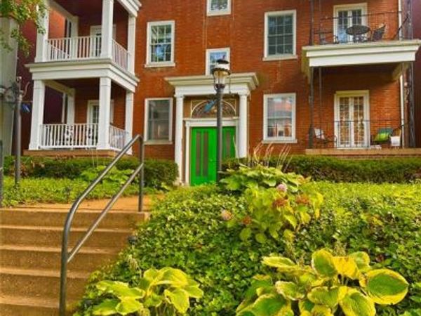 4530 Mcpherson Avenue, Unit 2E, St Louis, MO 63108