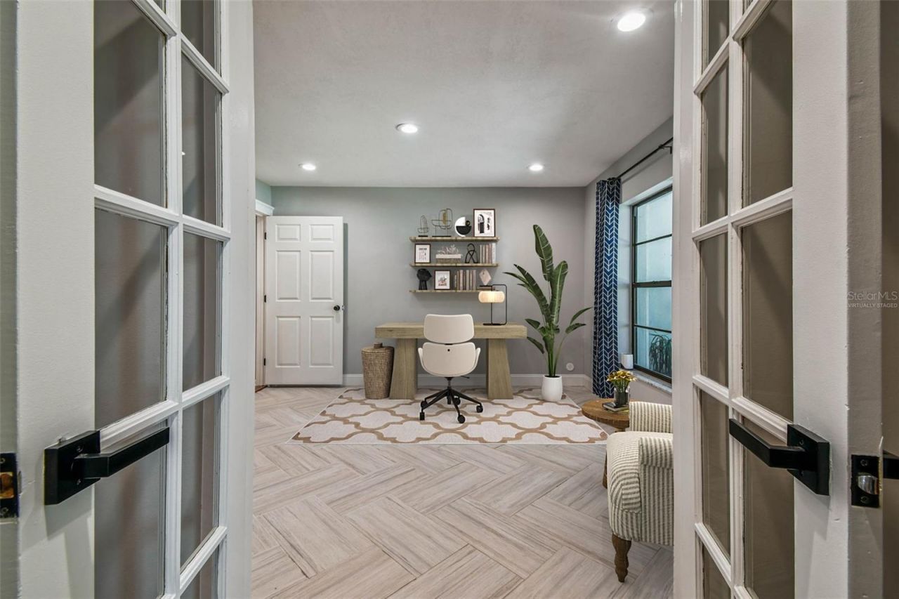 3217 Stoneybrook Lane, Tampa, FL 33618 Photo