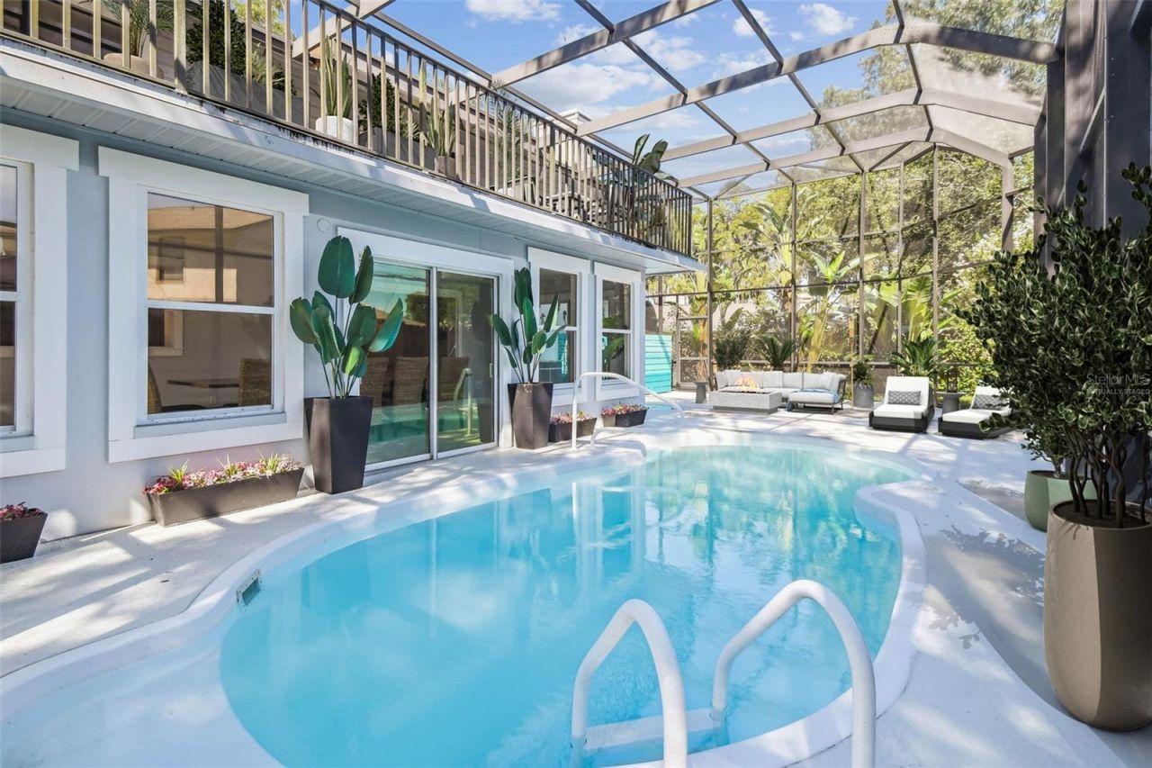 3217 Stoneybrook Lane, Tampa, FL 33618 Photo