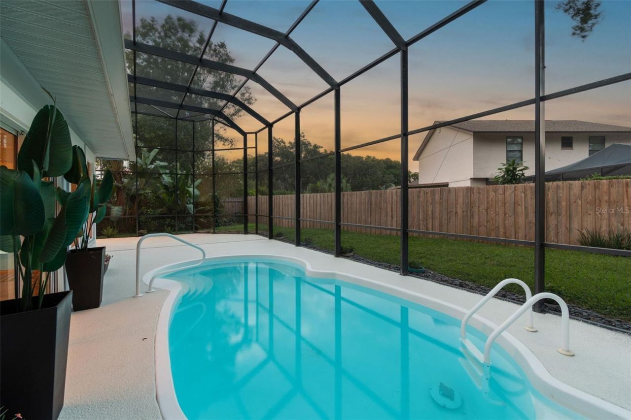 3217 Stoneybrook Lane, Tampa, FL 33618 Photo