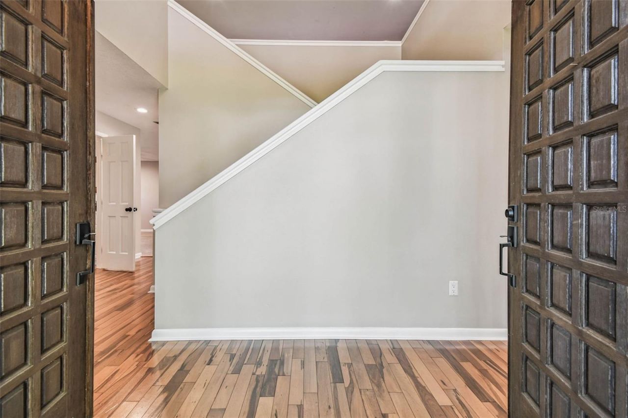 3217 Stoneybrook Lane, Tampa, FL 33618 Photo