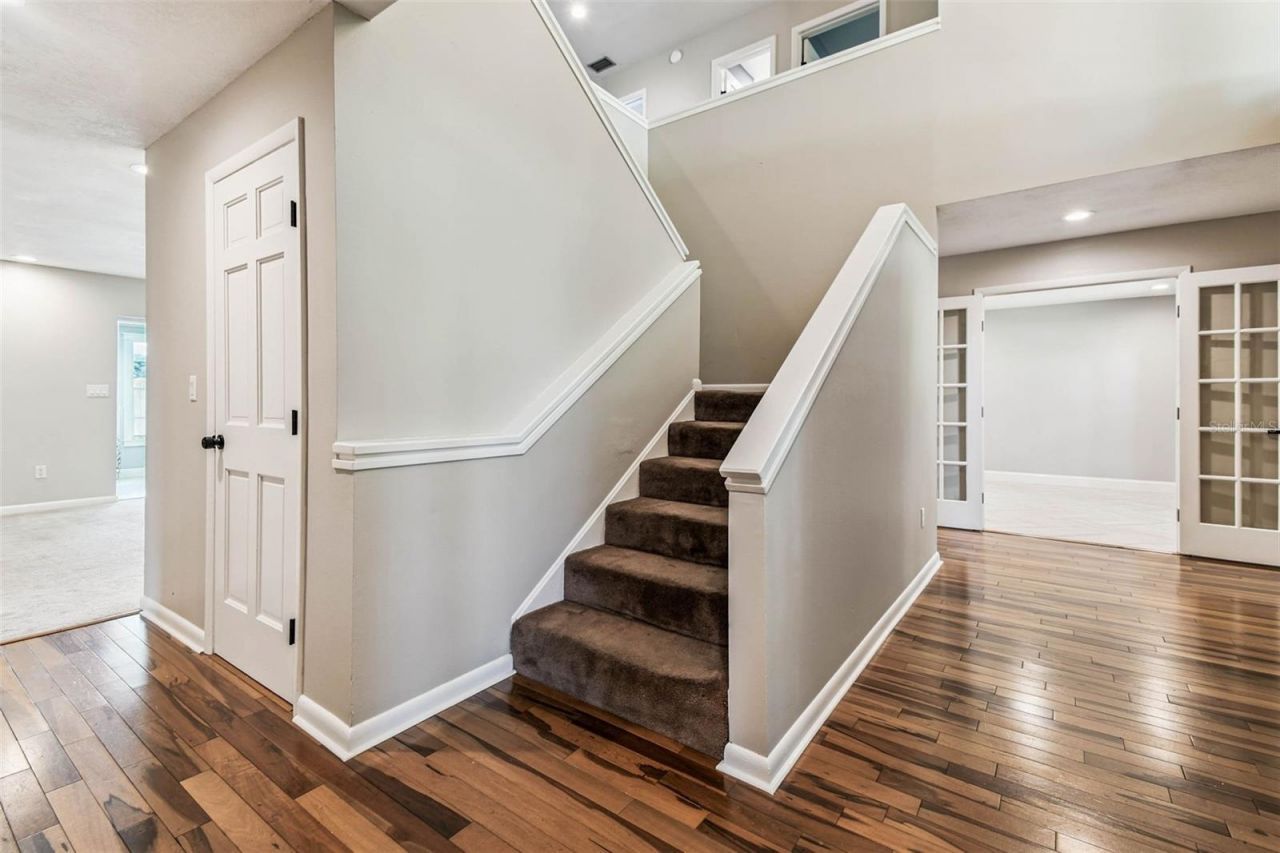 3217 Stoneybrook Lane, Tampa, FL 33618 Photo