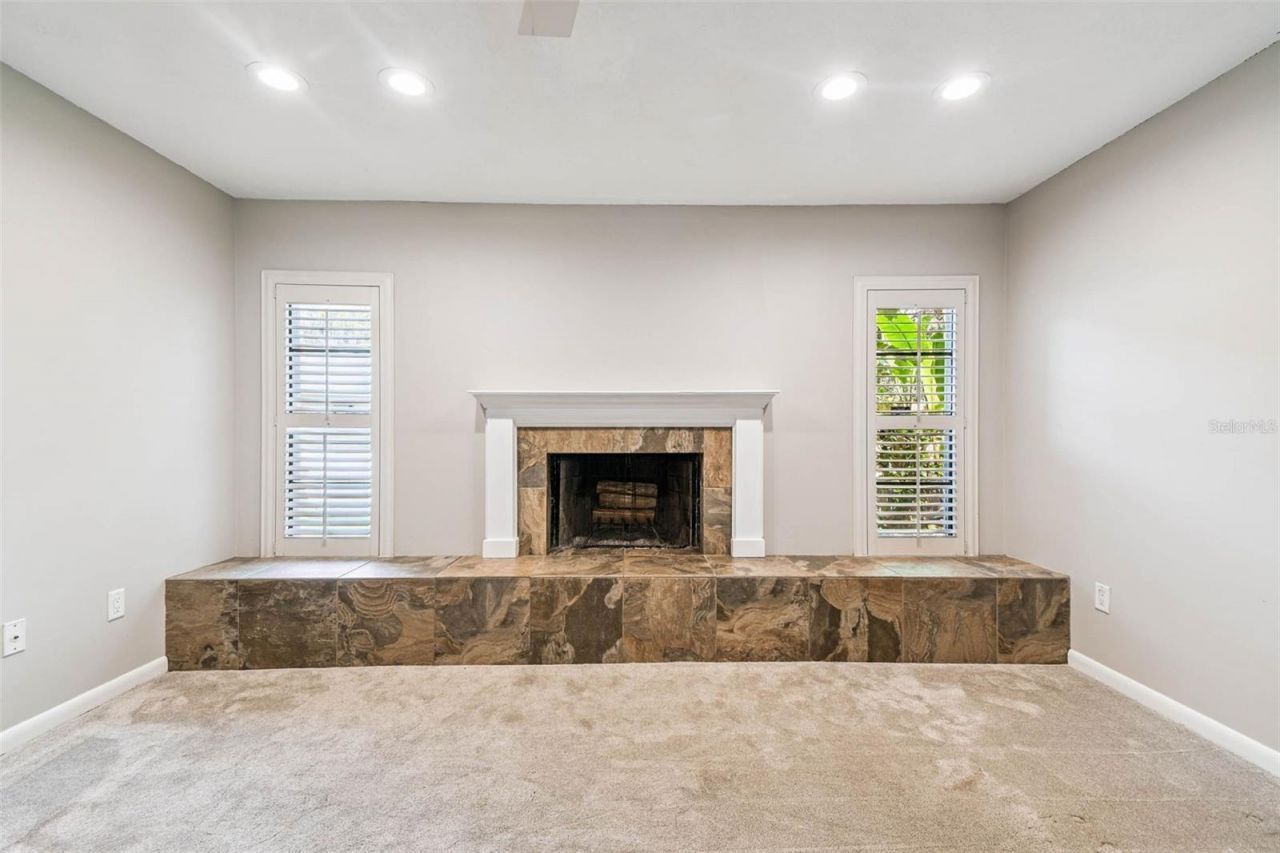 3217 Stoneybrook Lane, Tampa, FL 33618 Photo