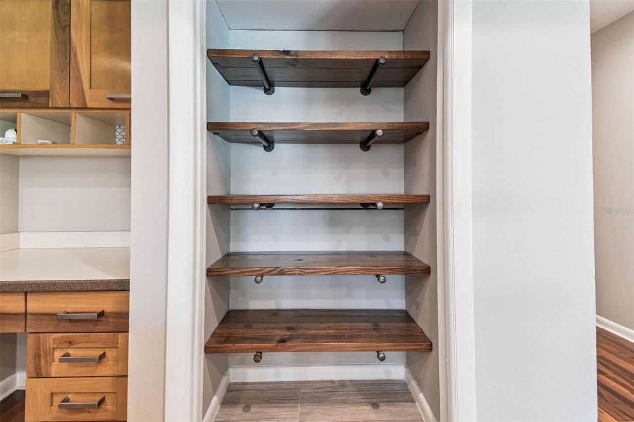 3217 Stoneybrook Lane, Tampa, FL 33618 Photo