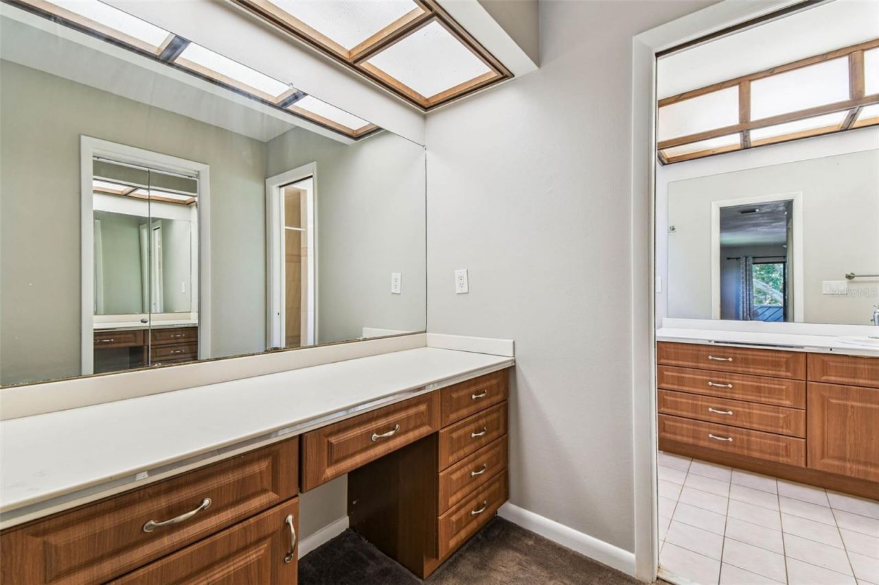 3217 Stoneybrook Lane, Tampa, FL 33618 Photo