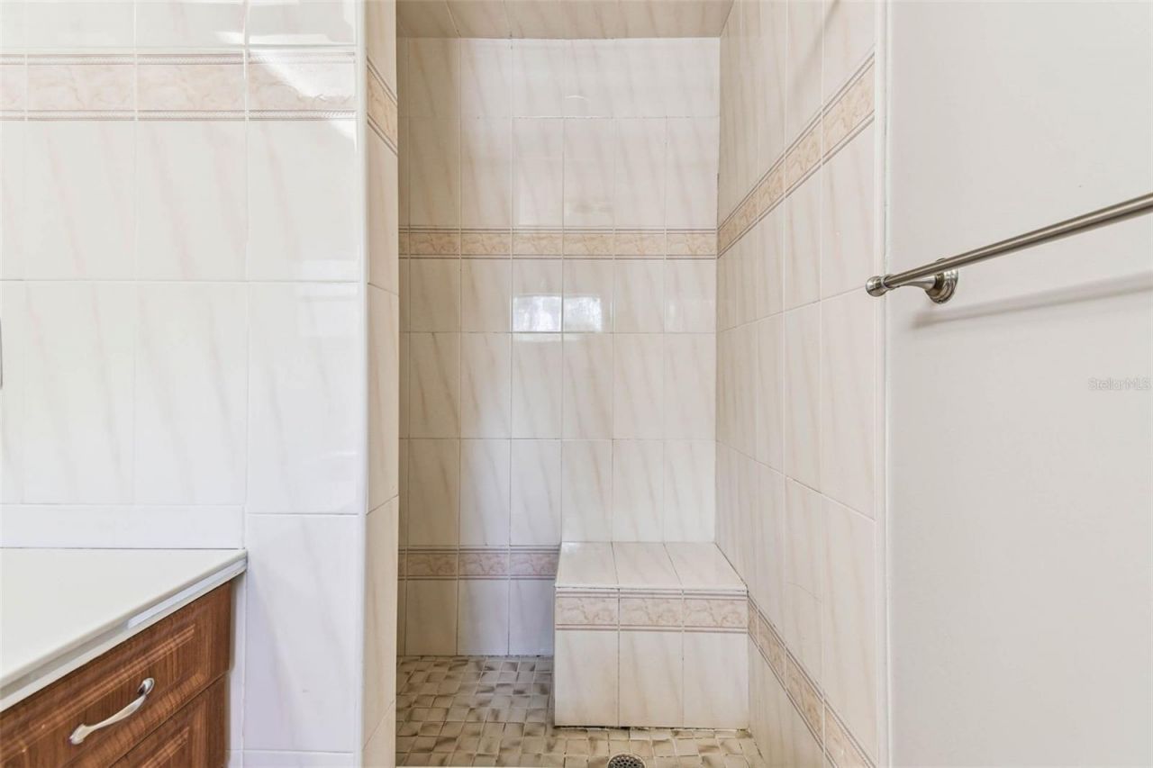 3217 Stoneybrook Lane, Tampa, FL 33618 Photo