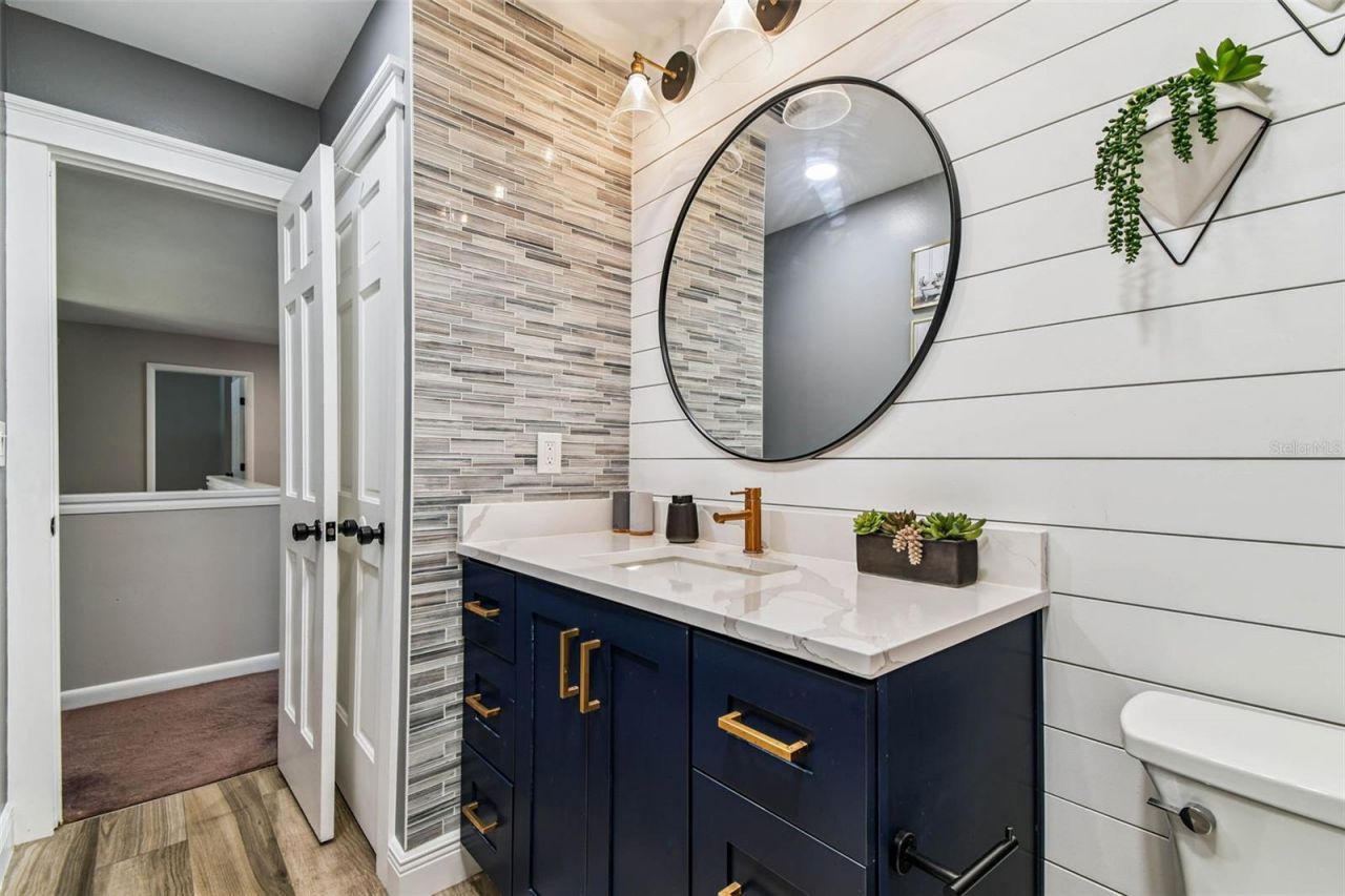 3217 Stoneybrook Lane, Tampa, FL 33618 Photo