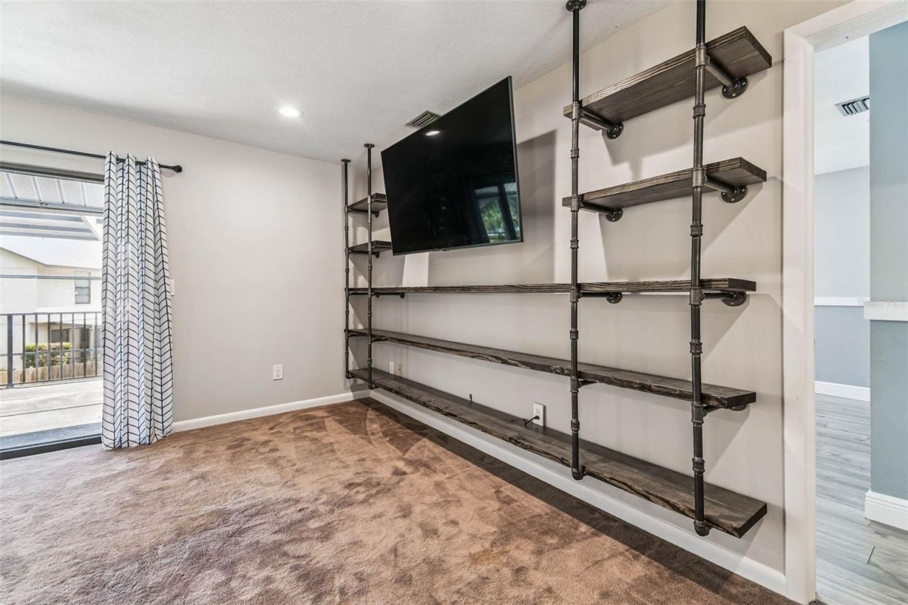 3217 Stoneybrook Lane, Tampa, FL 33618 Photo