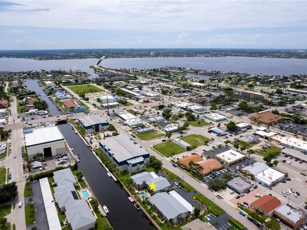 1409 SE 46TH LN, Unit 105, Cape Coral, FL 33904