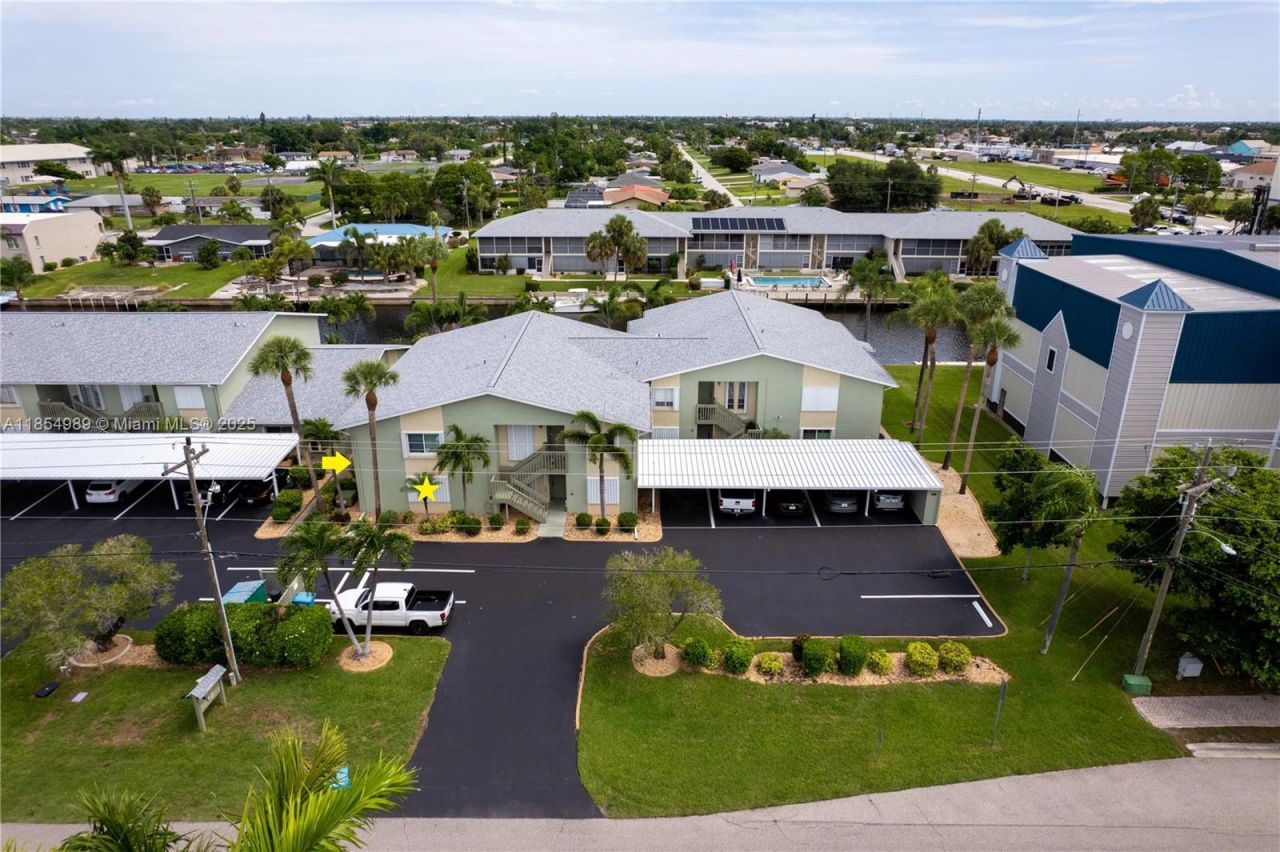 1409 SE 46th Ln, Unit 105, Cape Coral, FL 33904 Photo