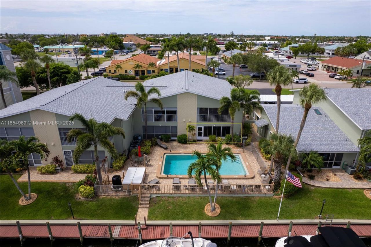 1409 SE 46th Ln, Unit 105, Cape Coral, FL 33904 Photo