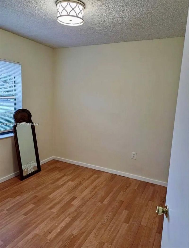 9317 NW 1st Ct, Unit 105, Pembroke Pines, FL 33024 Photo