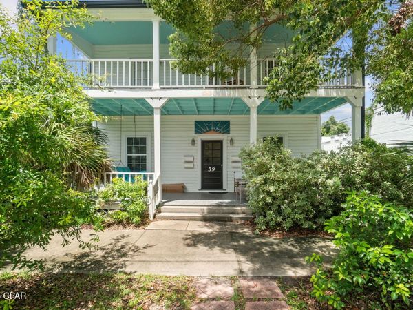 59 Ave D, Apalachicola, FL 32320