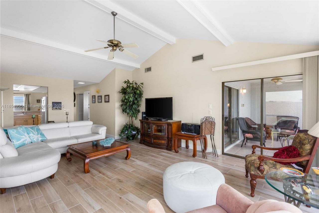 4210 SE 20th Pl, Unit A8, Cape Coral, FL 33904 Photo