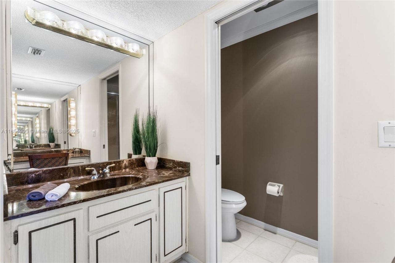 4210 SE 20th Pl, Unit A8, Cape Coral, FL 33904 Photo