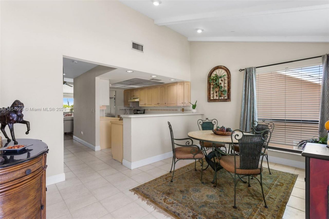 4210 SE 20th Pl, Unit A8, Cape Coral, FL 33904 Photo