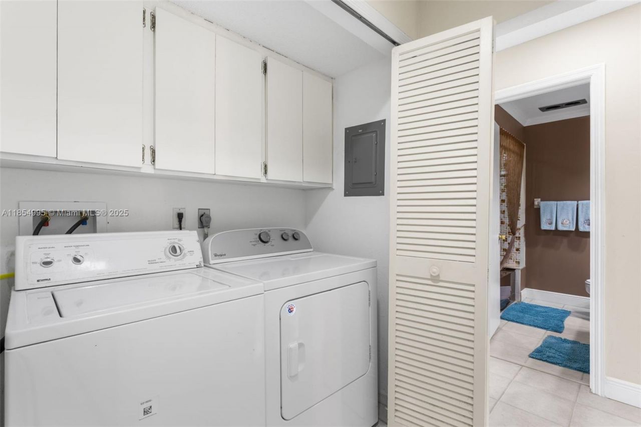 4210 SE 20th Pl, Unit A8, Cape Coral, FL 33904 Photo