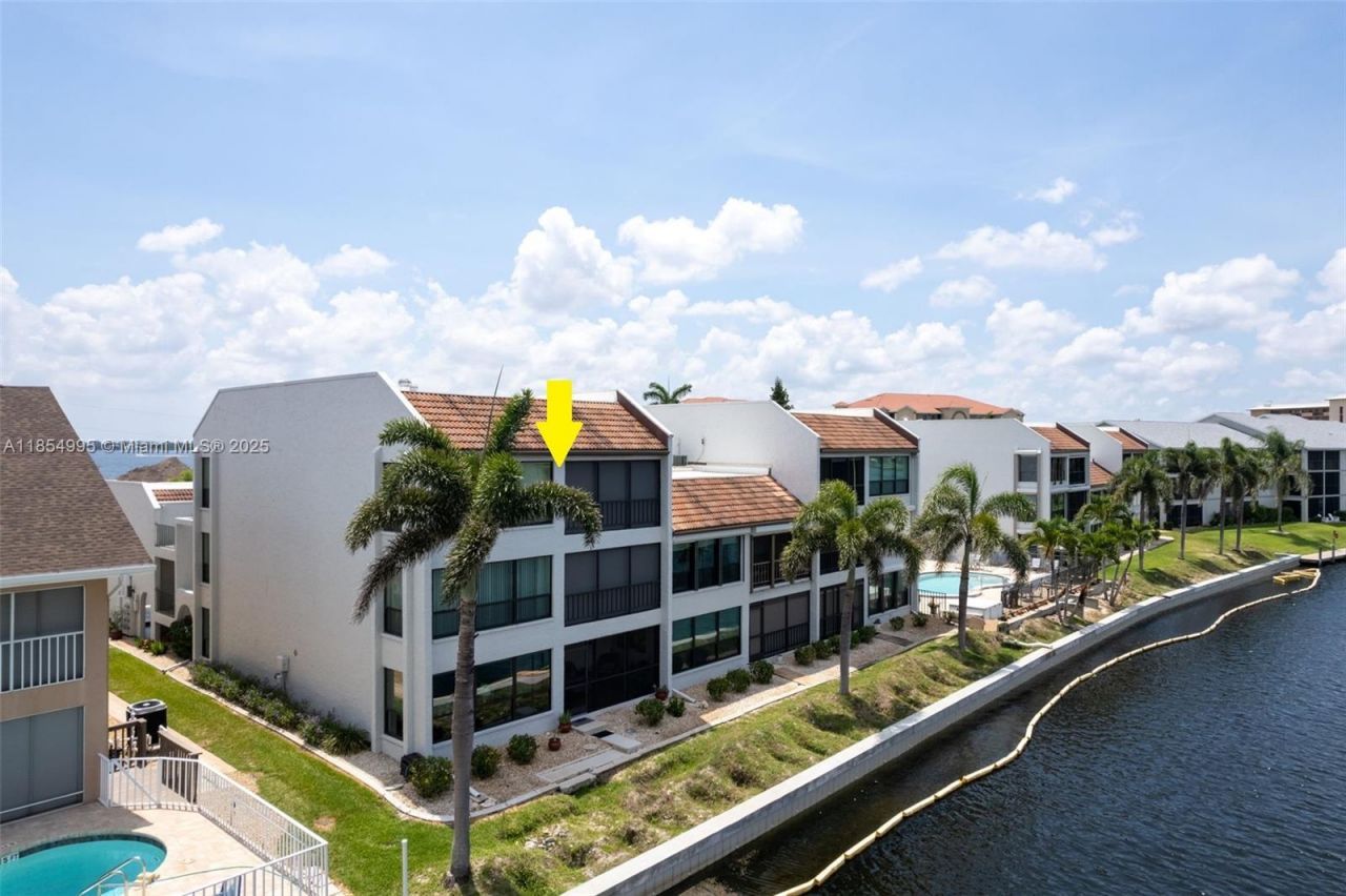 4210 SE 20th Pl, Unit A8, Cape Coral, FL 33904 Photo