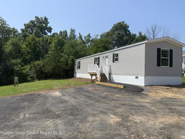 1154 Us-9, Unit 33, Hudson, NY 12534