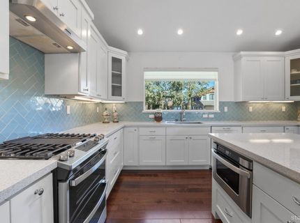 276 Beach Drive, South Lake Tahoe, CA 96150 Photo