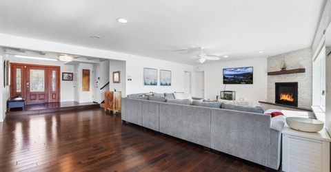 276 Beach Drive, South Lake Tahoe, CA 96150 Photo