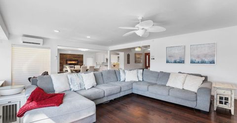 276 Beach Drive, South Lake Tahoe, CA 96150 Photo