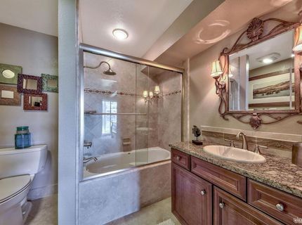 276 Beach Drive, South Lake Tahoe, CA 96150 Photo