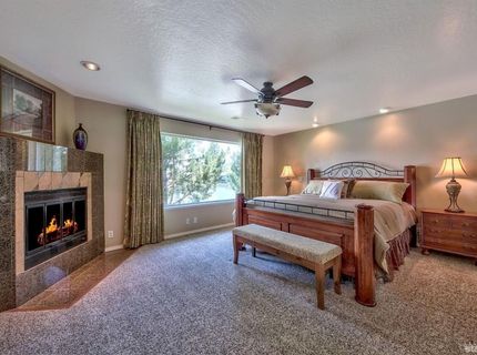 276 Beach Drive, South Lake Tahoe, CA 96150 Photo