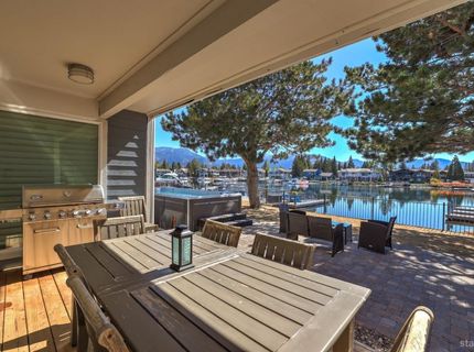 276 Beach Drive, South Lake Tahoe, CA 96150 Photo