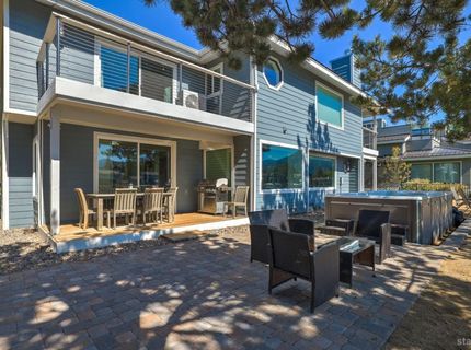 276 Beach Drive, South Lake Tahoe, CA 96150 Photo