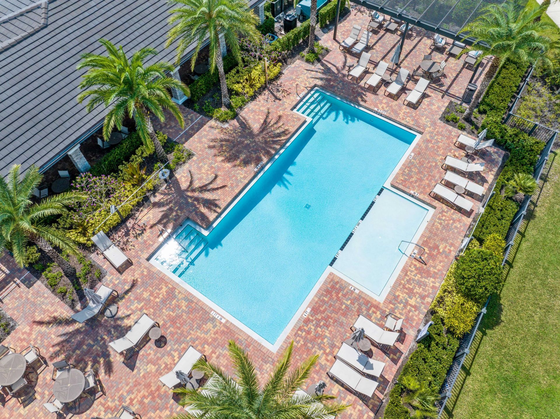 9191 Balsamo Drive, Palm Beach Gardens, FL 33412 Photo