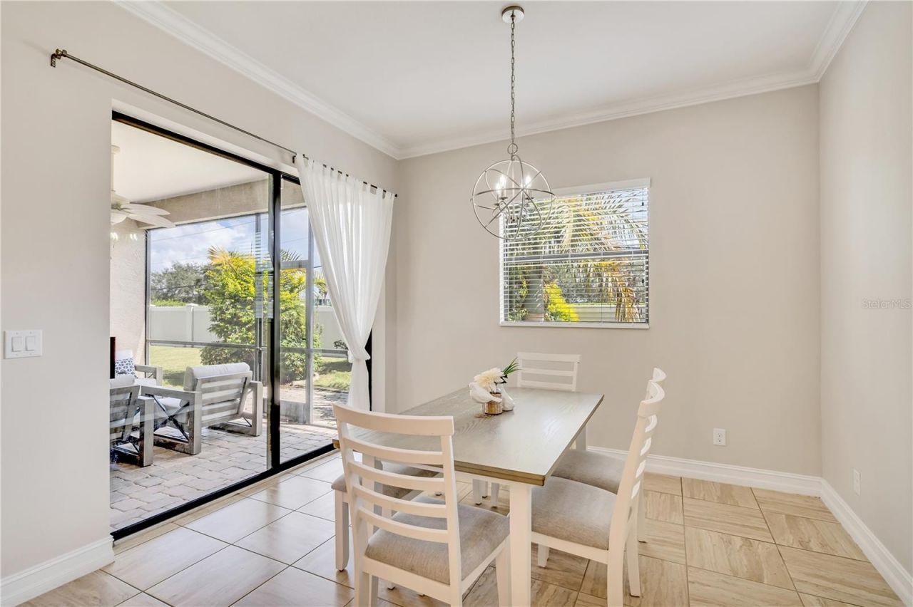 6615 35th Court E, Sarasota, FL 34243 Photo