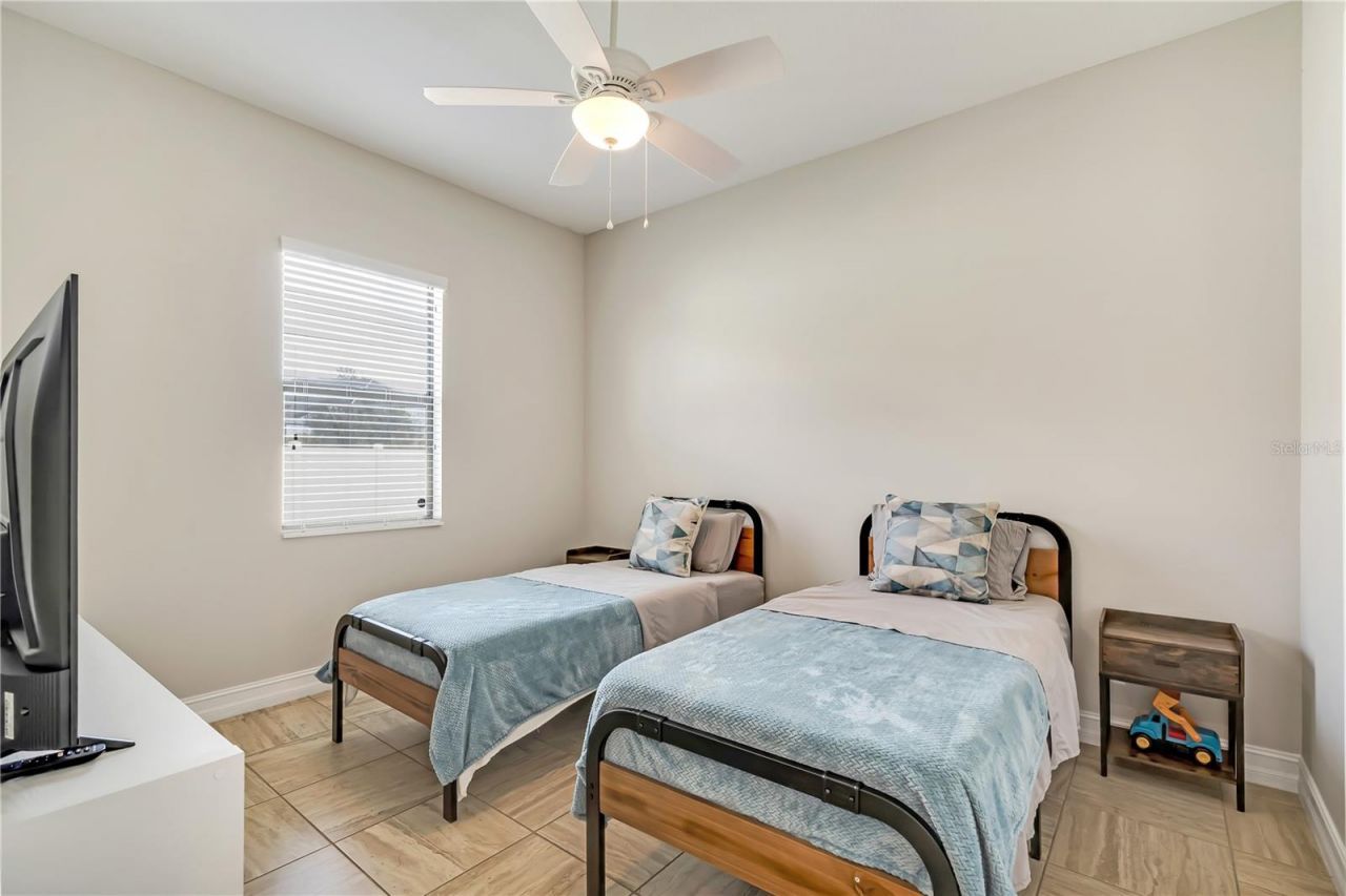 6615 35th Court E, Sarasota, FL 34243 Photo