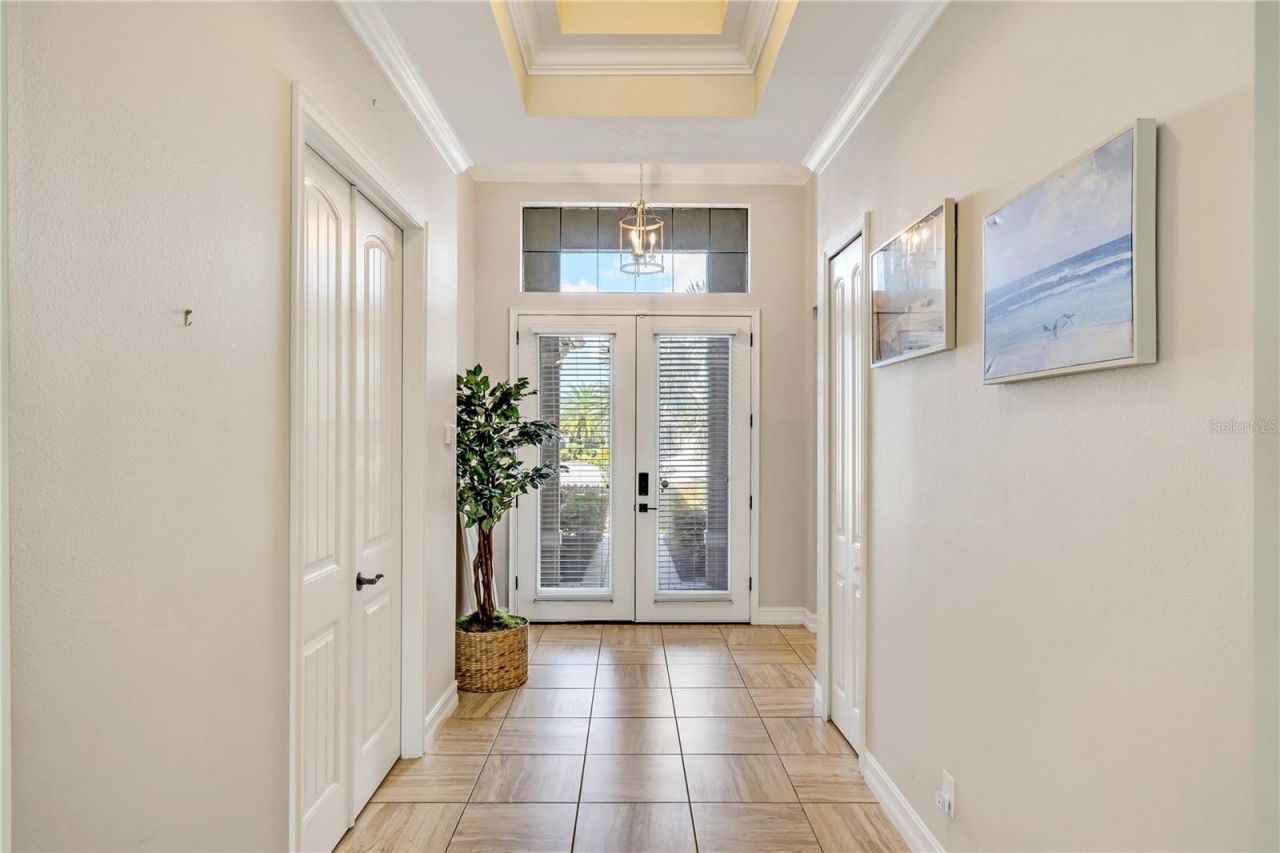 6615 35th Court E, Sarasota, FL 34243 Photo