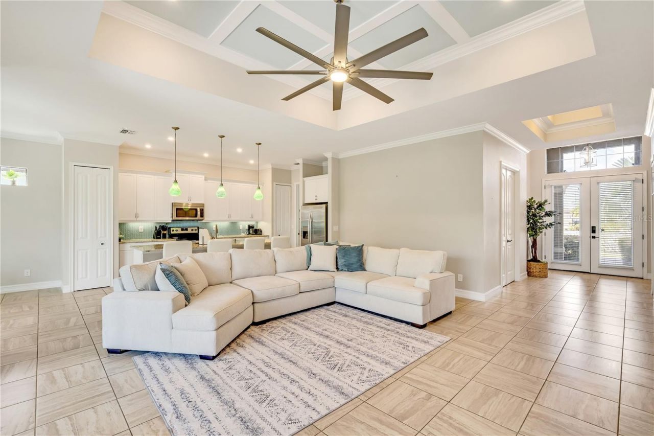 6615 35th Court E, Sarasota, FL 34243 Photo