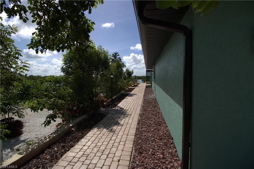 5043 Genesee Pkwy, Bokeelia, FL 33922 Photo