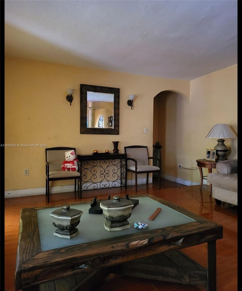 Please Call For Address, Miami, FL 33135 Photo