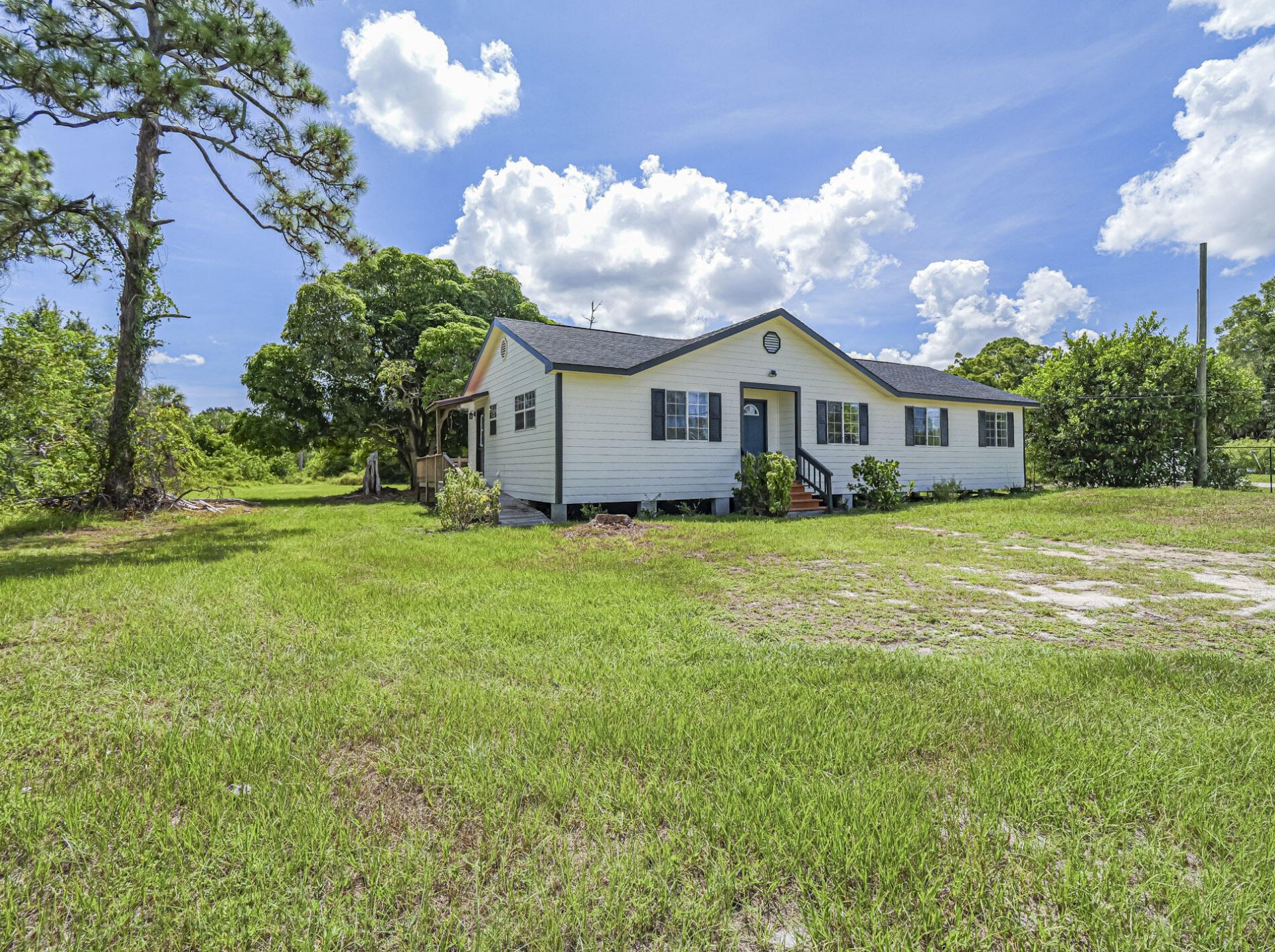 8920 66th Avenue, Sebastian, FL 32958 Photo